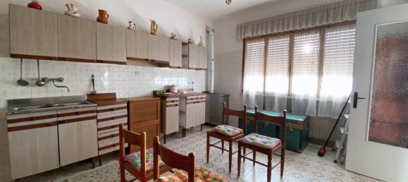 8 rooms House in San Michele al Tagliamento, Italy No. 220507 7