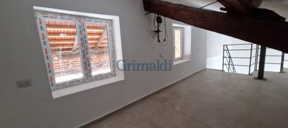 3-salle Appartement à Albairate, Italy No. 110250 11