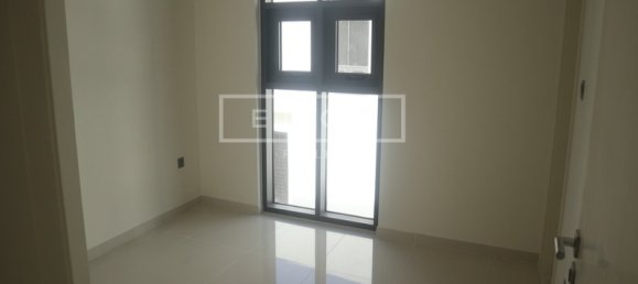 3 bedrooms Villa in Dubai, UAE No. 5028 11