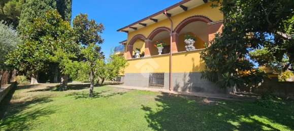 Квартира с 6 комнатами в Фьяно Романо, Италия № 1775 6