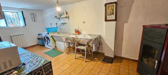 Квартира с 6 комнатами в Фьяно Романо, Италия № 1775 31