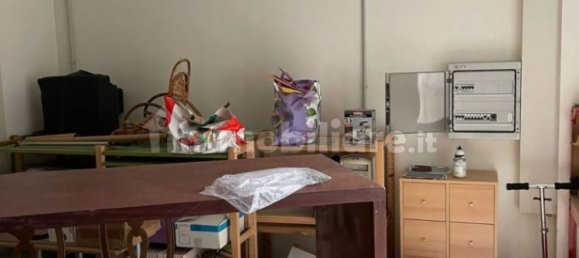 3 rooms Commercial property in Terni, Italy No. 173825 4