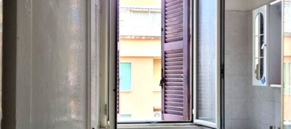 2 rooms Apartment in Rome, Italy No. 223466 12