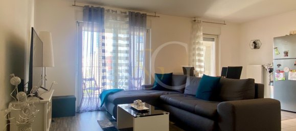Apartamento de 2 dormitorios en Metz, France No. 251630 2