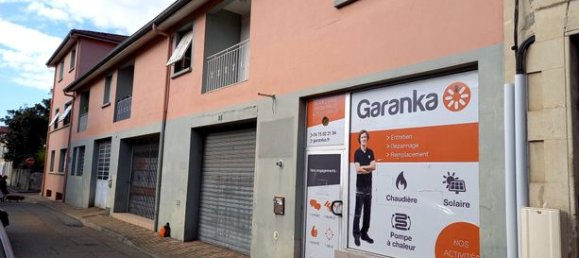 Estacionamiento en Romans-sur-Isere, France No. 302974 2