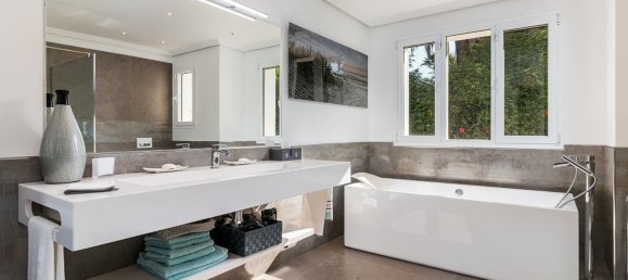 Casa T5 em Estepona, Spain N.º 108992 16