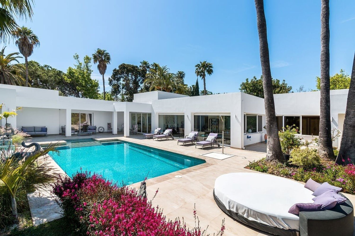 Casa T5 em Estepona, Spain N.º 108992