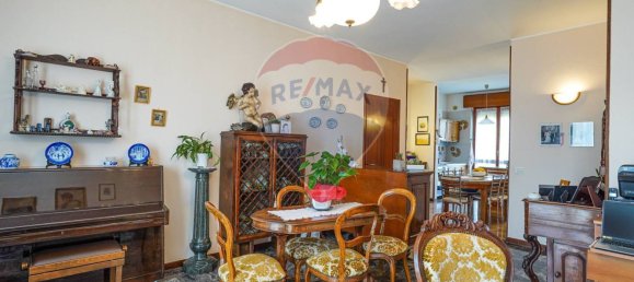 3 bedrooms Apartment in Bonate Sotto, Italy No. 57772 4