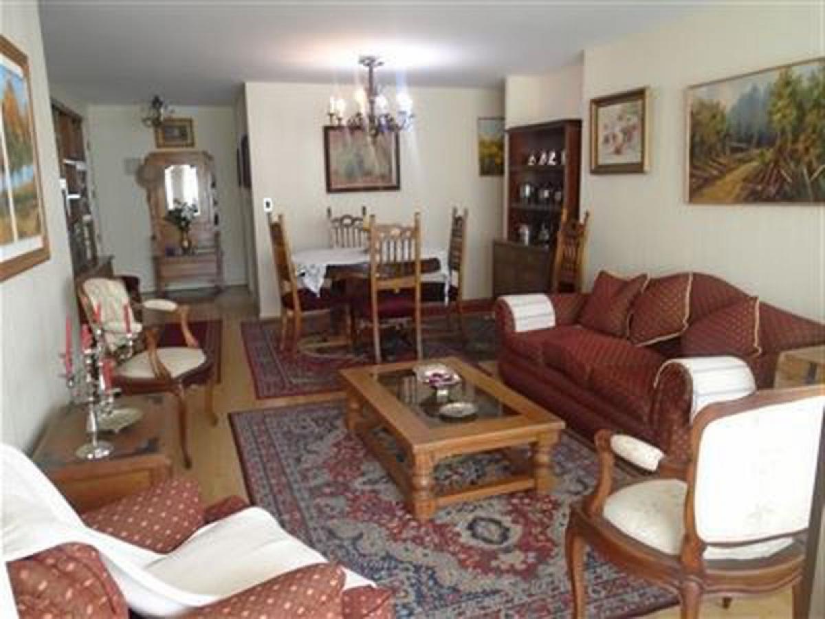 3 bedrooms Apartment in Santiago, Chile No. 5403