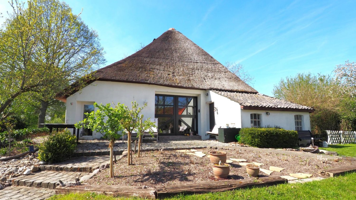 4 rooms Villa in Kleve, Germany No. 130813