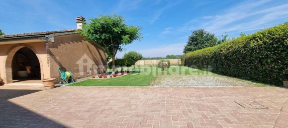 6 bedrooms Villa in Luzzara, Italy No. 259583 13