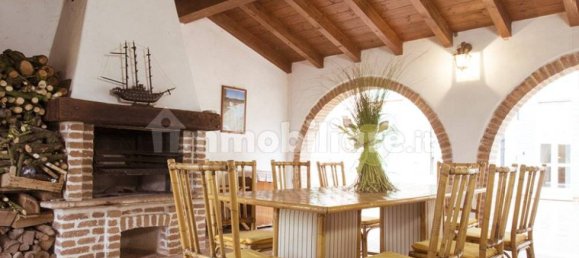 6 bedrooms Villa in Luzzara, Italy No. 259583 23