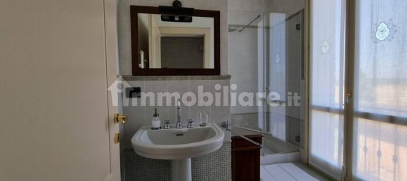 6 bedrooms Villa in Luzzara, Italy No. 259583 6