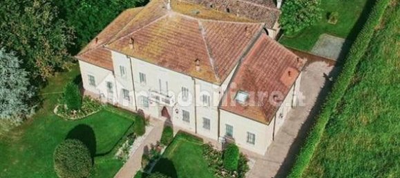 6 bedrooms Villa in Luzzara, Italy No. 259583 21