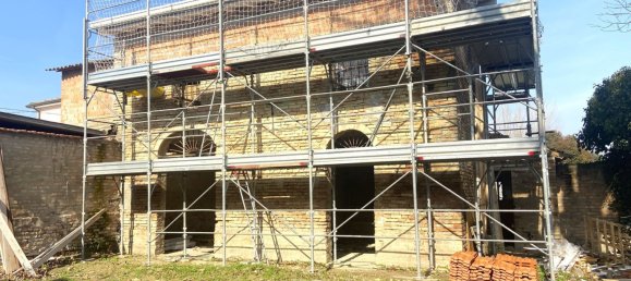 Casa de 8 habitaciónes en Ravenna, Italy No. 74911 5