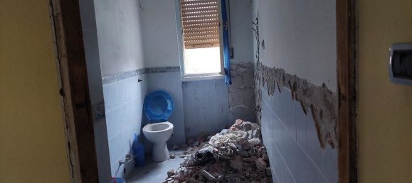 4 rooms House in Magherno, Italy No. 210017 10