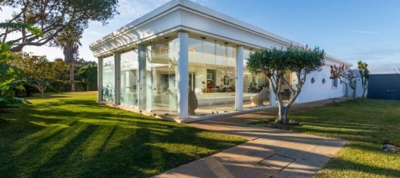 6 bedrooms Villa in Cascais, Portugal No. 204555 3