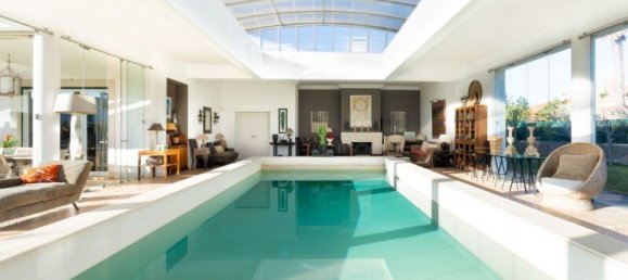 6 bedrooms Villa in Cascais, Portugal No. 204555 11