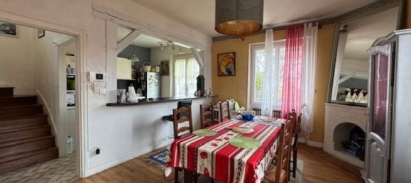 2 bedrooms House in Fleury-les-Aubrais, France No. 159082 5