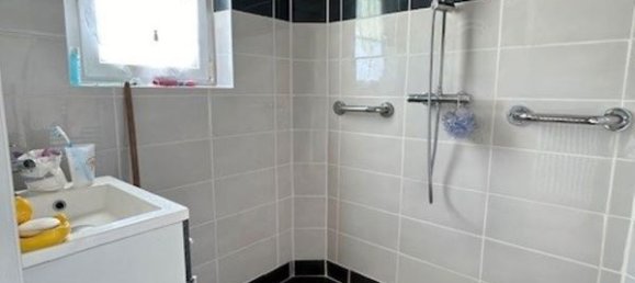 2 bedrooms House in Fleury-les-Aubrais, France No. 159082 12