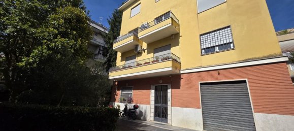 3 Schlafzimmer Wohnung in Rome, Italy, Nr. 330802 10
