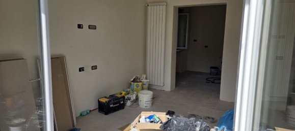 3 Schlafzimmer Wohnung in Rome, Italy, Nr. 330802 17