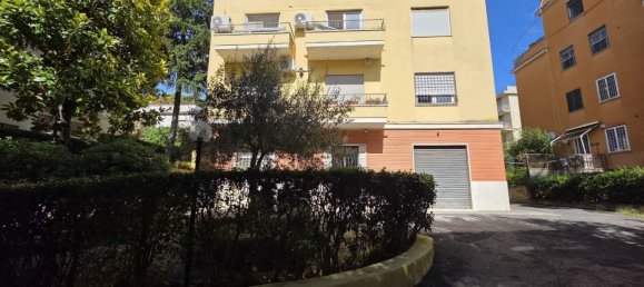 3 Schlafzimmer Wohnung in Rome, Italy, Nr. 330802 9