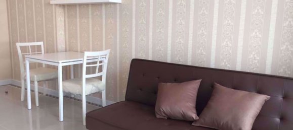 Apartamento com 1 quarto em condomínio em Huai Khwang, Thailand N.º 10361 2