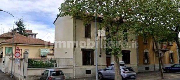 4 bedrooms Villa in Voghera, Italy No. 354879 2