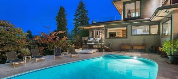 5 bedrooms House in British Columbia, Canada No. 204 11