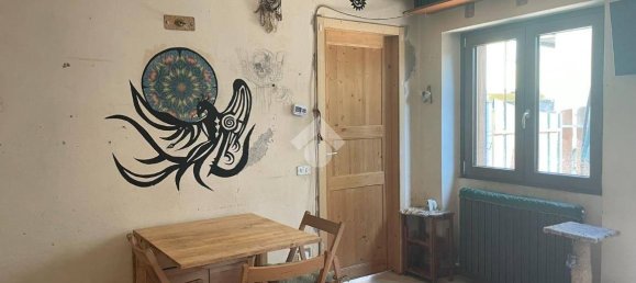 1 bedroom Apartment in Cardano al Campo, Italy No. 295264 4