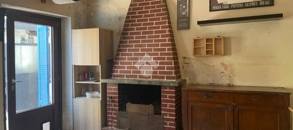 1 bedroom Apartment in Cardano al Campo, Italy No. 295264 3