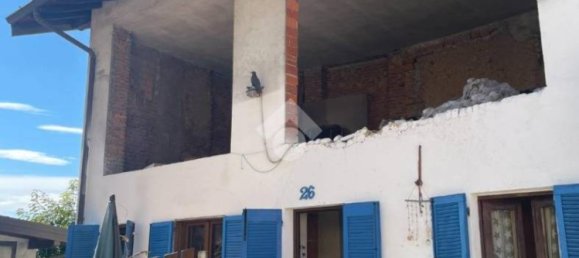 1 bedroom Apartment in Cardano al Campo, Italy No. 295264 11