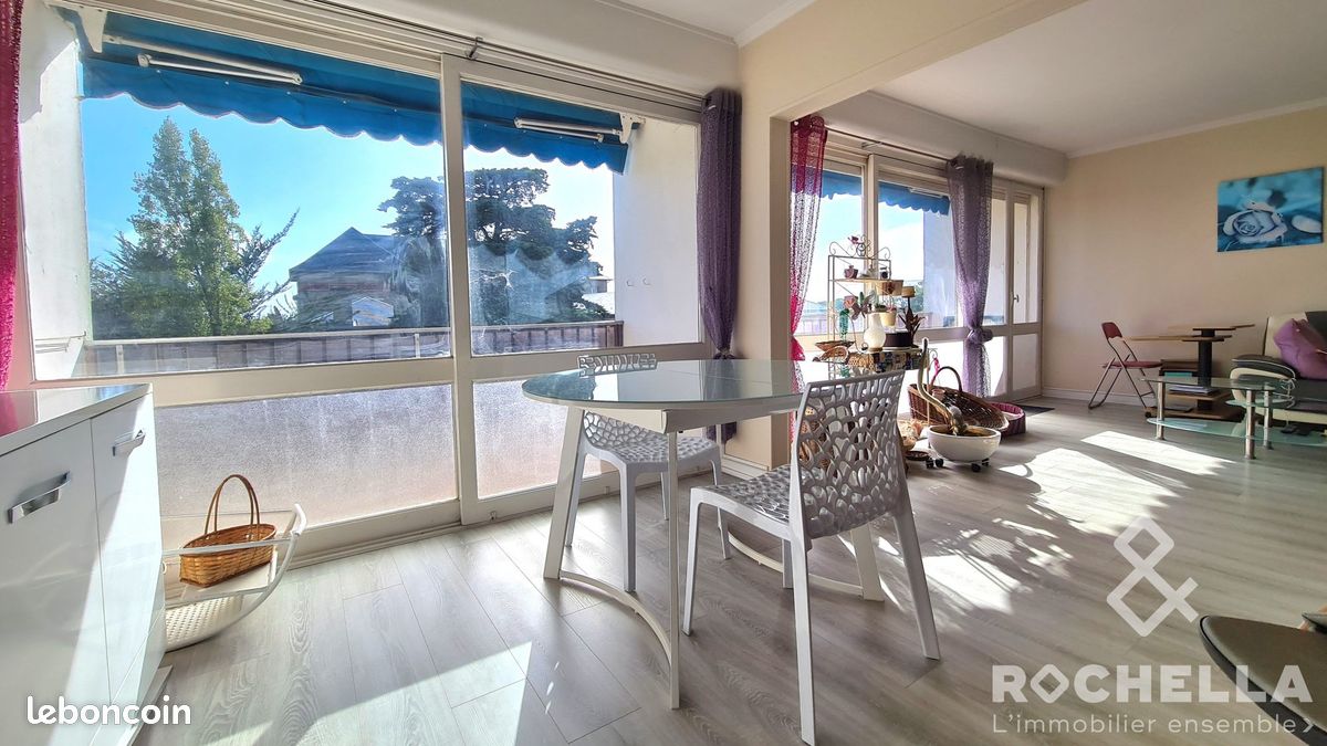 2 chambres Appartement à La Rochelle, France No. 102990