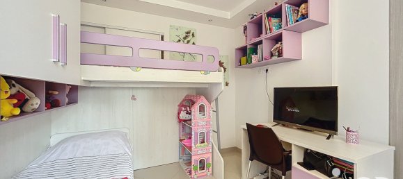 Apartamento de 3 dormitorios en Le Cannet, France No. 190895 2