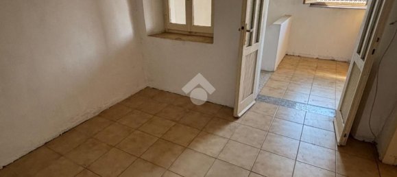 Дом с 4 спальнями в Варалло Помбия, Италия № 370810 31