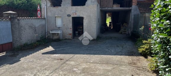 Дом с 4 спальнями в Варалло Помбия, Италия № 370810 3