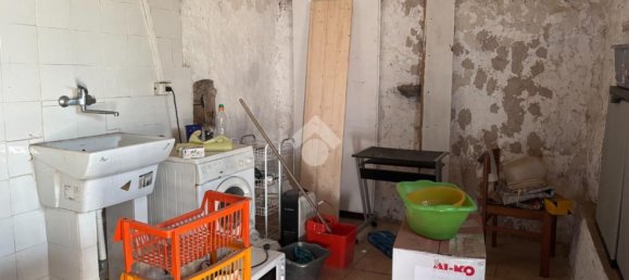 Дом с 4 спальнями в Варалло Помбия, Италия № 370810 29