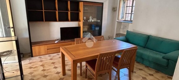 Дом с 4 спальнями в Варалло Помбия, Италия № 370810 27