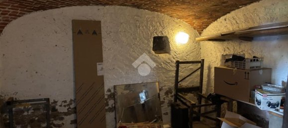 Дом с 4 спальнями в Варалло Помбия, Италия № 370810 35