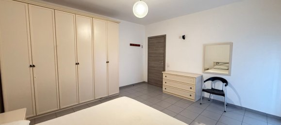 3 bedrooms Apartment in Piacenza, Italy No. 356465 6