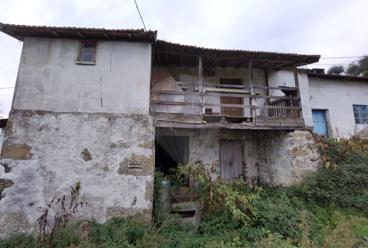 Casa T3 em Celorico de Basto, Portugal N.º 36093