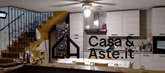 4 rooms Apartment in Montelupone, Italy No. 96710 21