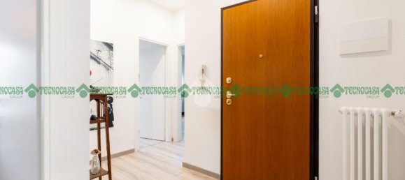 4-salle Appartement à Valsamoggia, Italy No. 35069 9