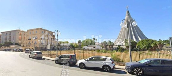 3 rooms Commercial property in Syracuse, Italy No. 348870 8