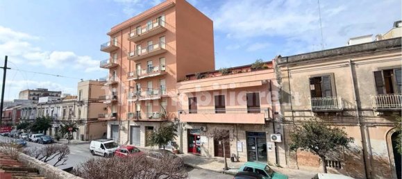 Propiedad comercial de 3 habitaciónes en Syracuse, Italy No. 348870 11