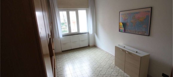 3-salle Appartement à Como, Italy No. 53047 16