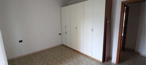 3-salle Appartement à Como, Italy No. 53047 13