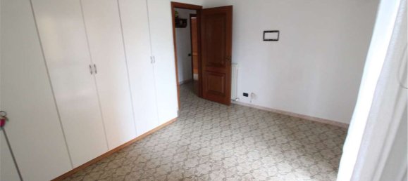 3-salle Appartement à Como, Italy No. 53047 15