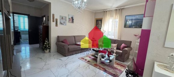 Apartamento de 4 divisões em Giugliano in Campania, Italy N.º 37536 5